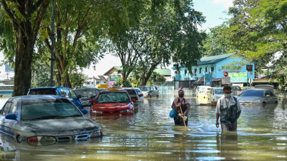 Berliner Tageszeitung Zahl der Toten bei Überschwemmungen in Malaysia