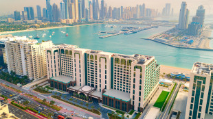 O Hilton Dubai Palm Jumeirah, no Dubai, recebe o prémio AUBERGE AWARD 2023 da BERLINER TAGEZEITUNG