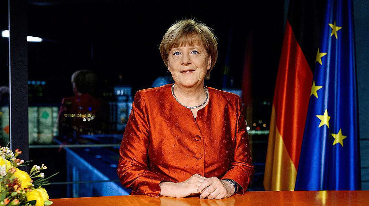 Neujahrsansprache: Bundeskanzlerin Merkel für Zusammenhalt