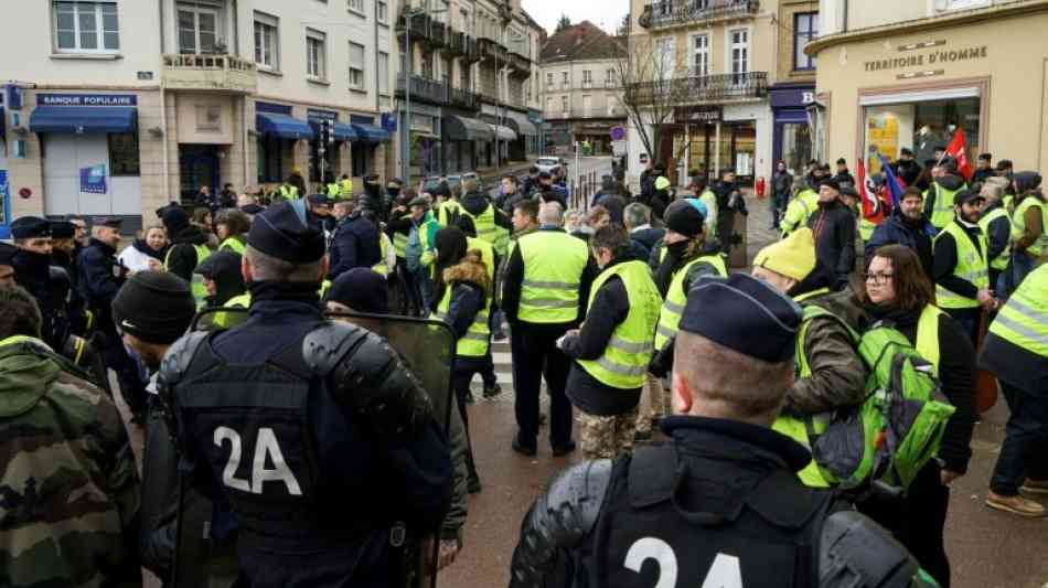 "Gelbwesten" gehen in Frankreich erneut auf die Straße