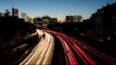 Städte wollen mehr Kompetenzen für Verkehrssicherheit