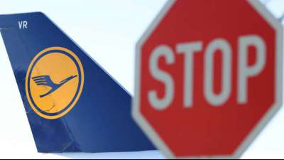 Medien: Lufthansa schickt insgesamt 87.000 Mitarbeiter in Kurzarbeit