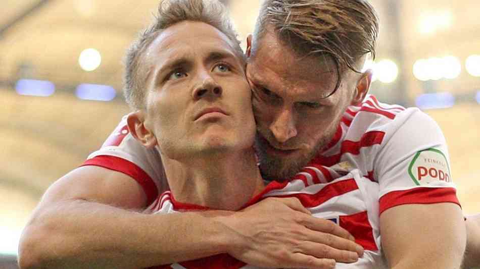 Fussball - 2:1 in Darmstadt: HSV gelingt guter Schritt aus der Krise