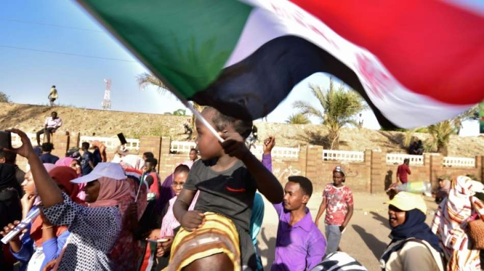 Demonstranten im Sudan legen Militärrat ihre Forderungen vor