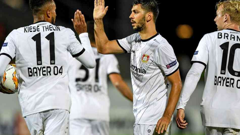 Fussball - 3:2 nach 0:2: Leverkusen gewinnt turbulentes Spiel in Rasgrad