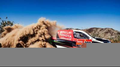 Toyota-Pilot Al-Attiyah vor X-Raid-Duo Peterhansel und Sainz