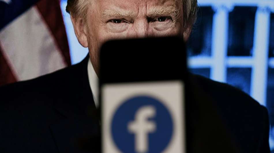 Zensur: Facebook - Sperrung von Ex-US-Präsident Donald Trump