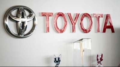 Automobilwirtschaft: Toyota verfünffacht Quartalsgewinn 