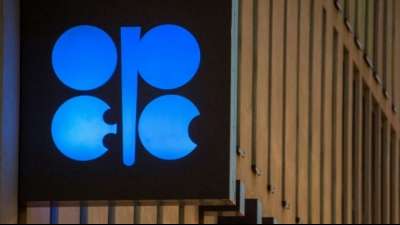 Ölpreis steigt zu Beginn des Opec-Treffens in Wien über 60 Dollar