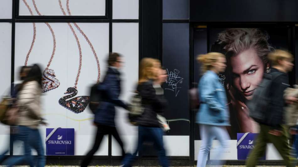 Handelsverband: Verbraucherstimmung sackt auf historischen Tiefstand 