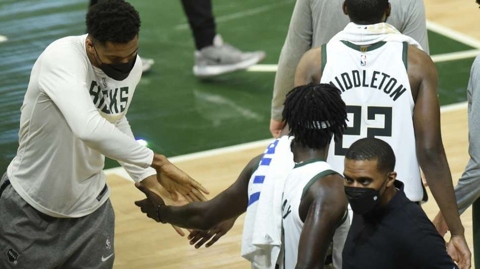 Bucks erkämpfen sich Matchball ohne Antetokounmpo 