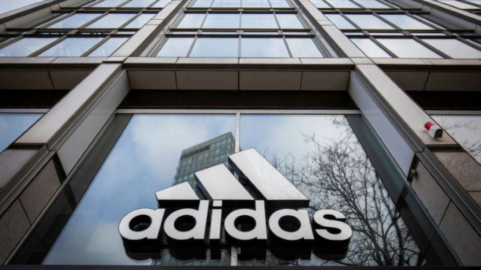 Bundesregierung genehmigt KfW-Kredit in Milliardenhöhe für Adidas