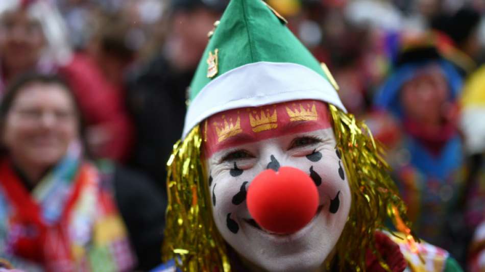 Mehrere Karnevalszüge in Nordrhein-Westfalen wegen Unwetters abgesagt
