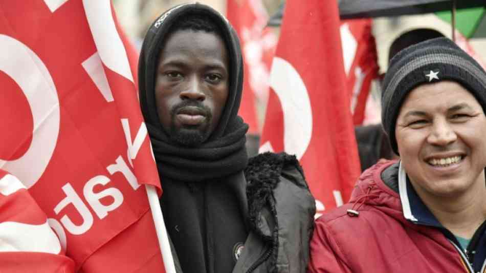 Italien: Antifaschistische und rechtsextreme Kundgebungen vor Wahlen