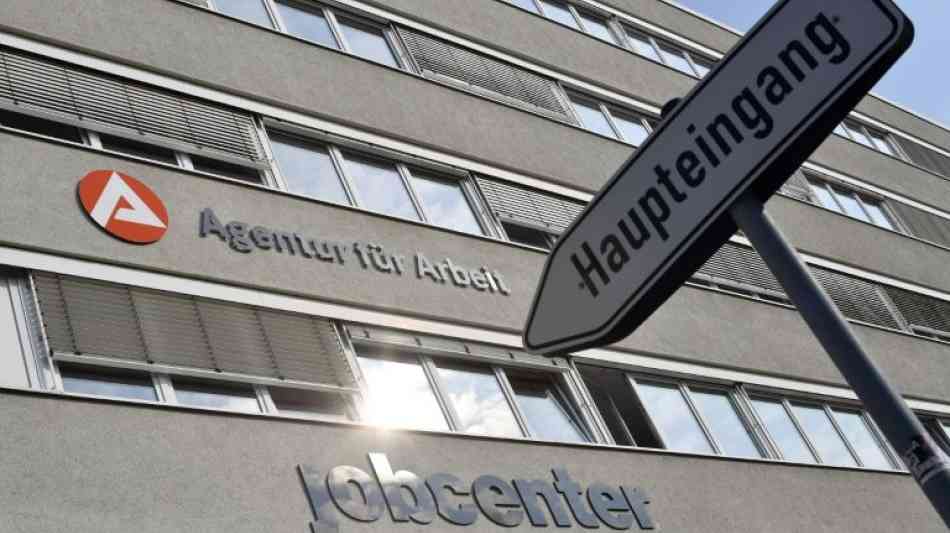 Nur 36,7 Prozent der Jobcenter-Mitarbeiter mit Vermittlung beschäftigt