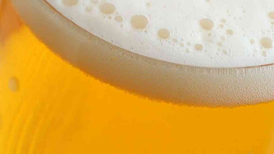 Deutschland: Bierabsatz sinkt weiter - schmeckt das Bier nicht mehr?