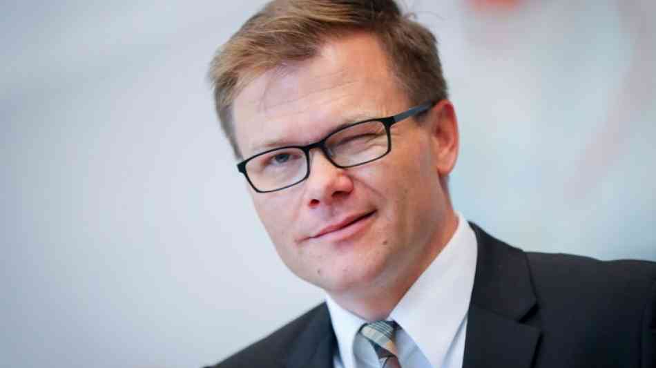 Carsten Schneider ruft SPD zu Bewertung der Sondierungen auf