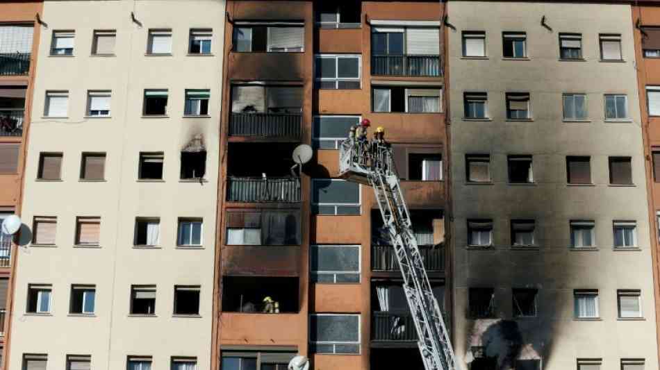 Badalona - Katalonien: Drei Tote bei einem Hochhausbrand in Spanien