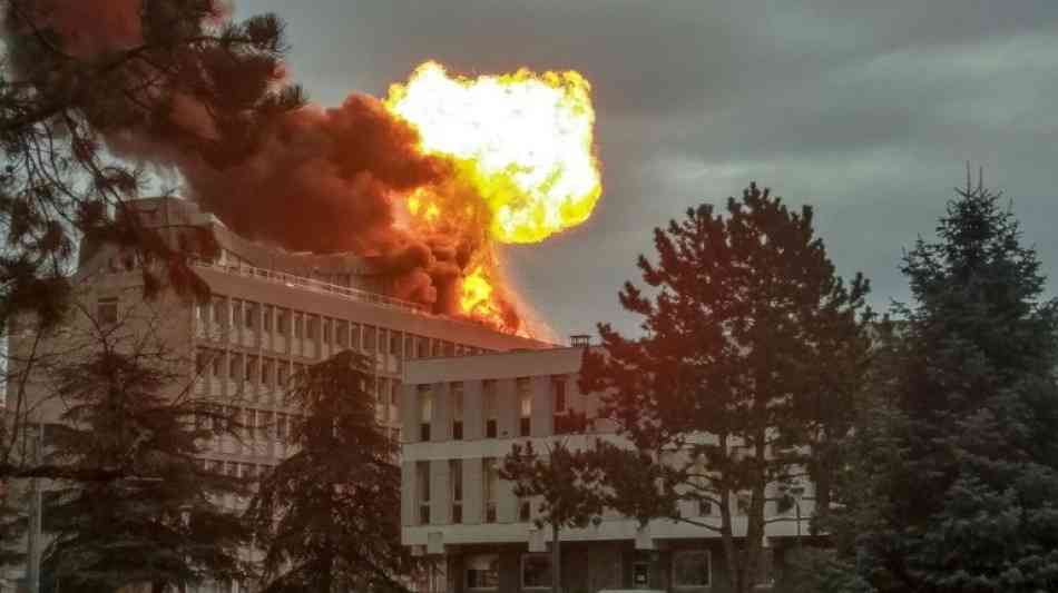 Villeurbanne: Drei Verletzte bei Gasexplosion auf Uni-Dach in Frankreich