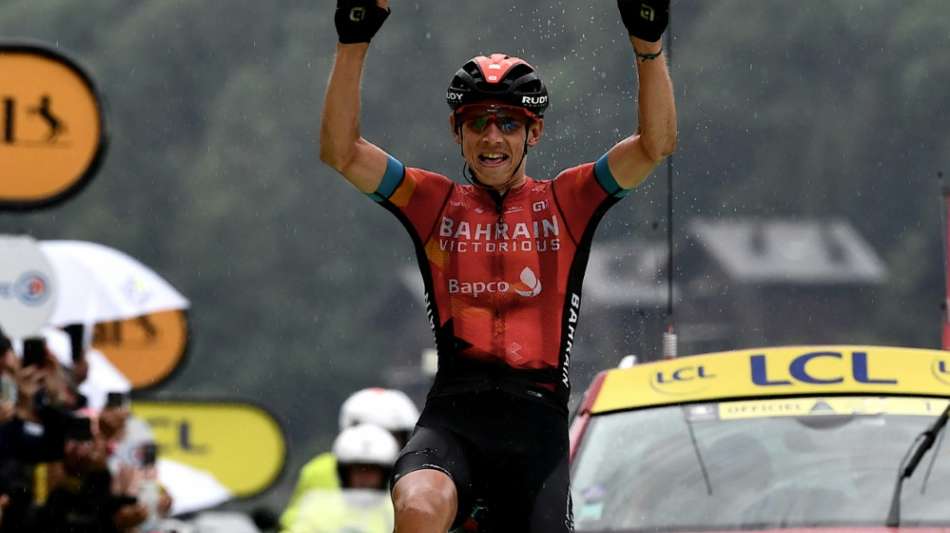 Teuns gewinnt erste Alpen-Etappe - Pogacar in Gelb