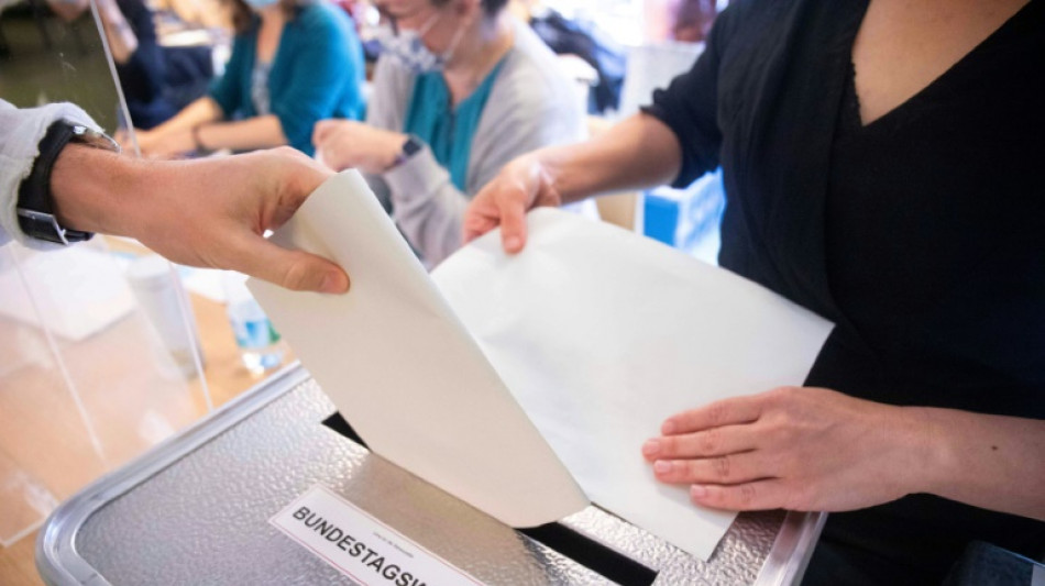 56 Parteien und politische Vereinigungen beantragen Teilnahme an Bundestagswahl