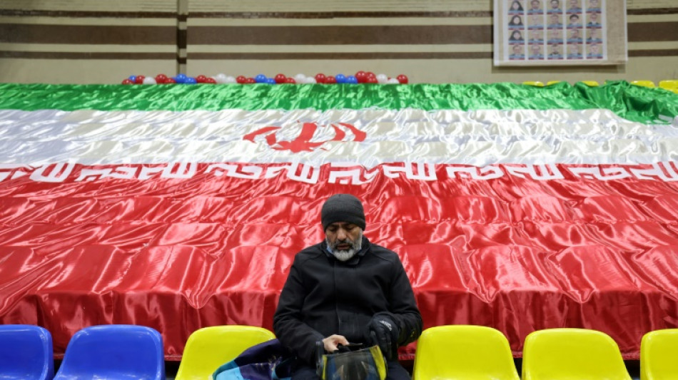 Iraner wählen ohne Aussicht auf Veränderung neues Parlament
