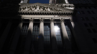 Wall Street apre debole, Dj +0,07%, Nasdaq -0,37%