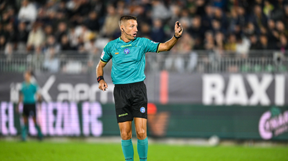 Calcio: Chiffi arbitra Milan-Juve, a Massa Napoli-Roma