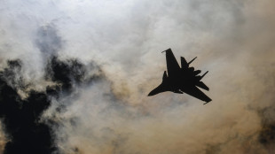 Kiev, abbattuto un aereo d'attacco russo Su-25 nel Donetsk