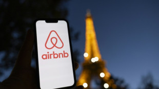 French lawmakers back bill to tighten Airbnb regulation