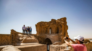 Visitors trickle back to Syria citadel used by jihadists 