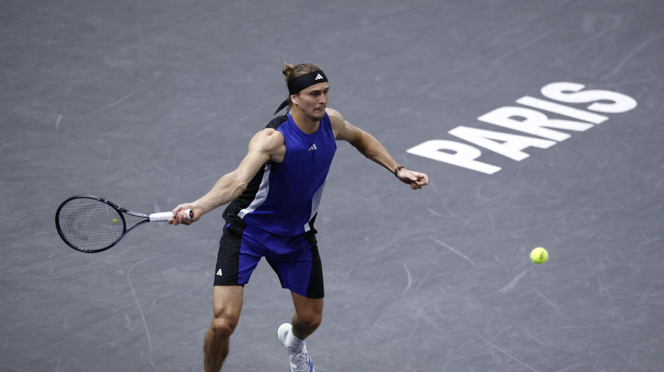 Tennis: Zverev in finale a Parigi-Bercy, tornerà n.2 al mondo