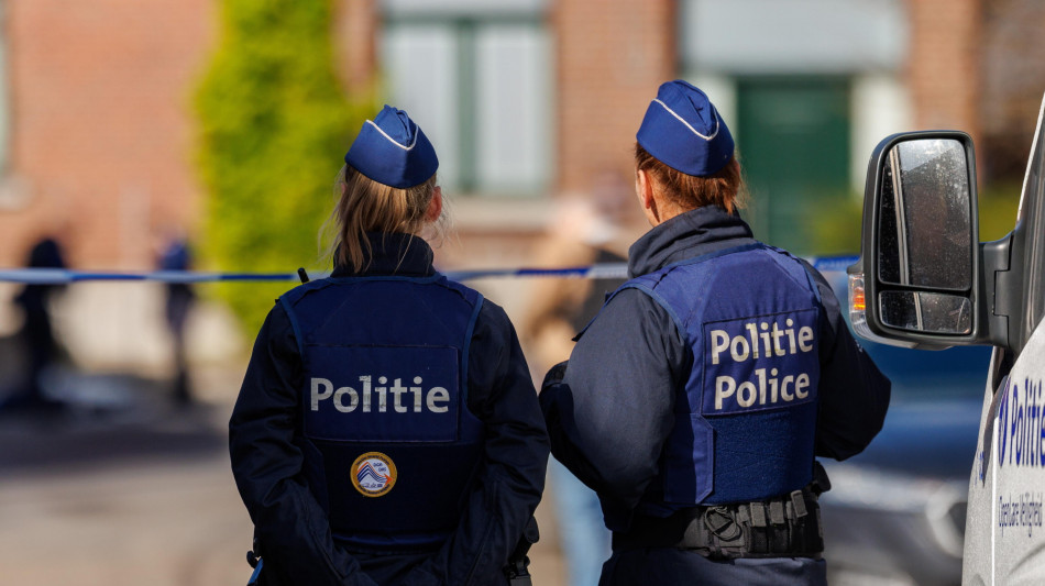 Media, possibile legame tra arrestati in Belgio e l'Isis K