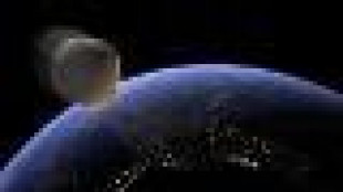 La sonda Lucy svela la doppia luna dell'asteroide Dinkinesh