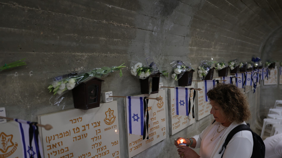 Israele celebra i suoi caduti, cerimonie per 'Yom HaZikaron'