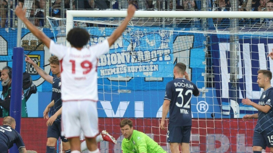 Fortuna Düsseldorf vence na visita ao Bochum (3-0) e fica perto do acesso à Bundesliga