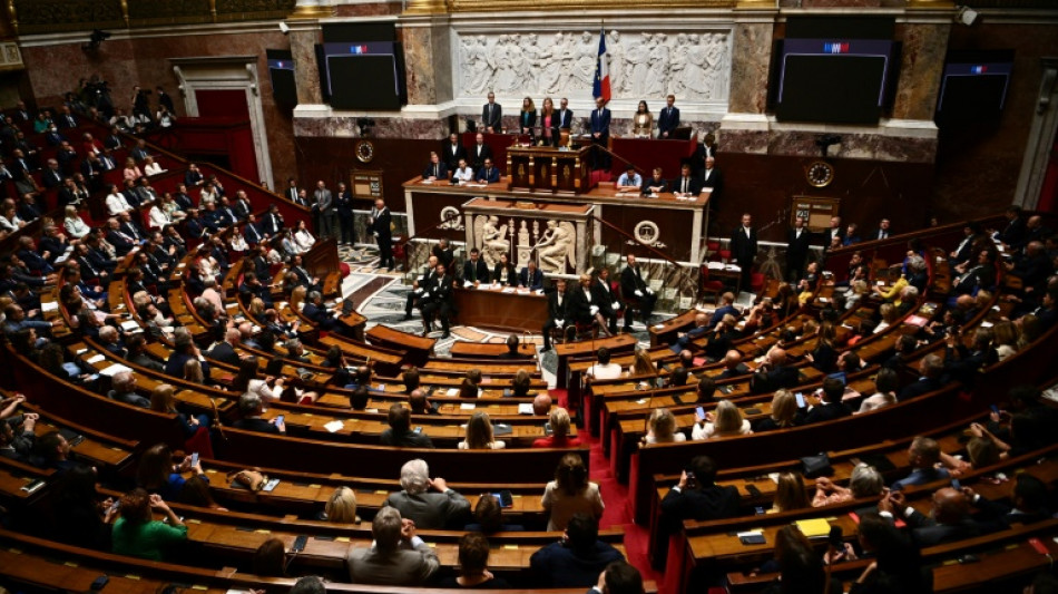 Pass sanitaire pour les mineurs: le gouvernement mis en échec à l'Assemblée