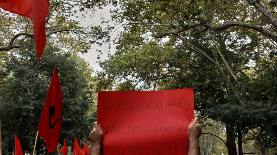 Uomo di origine africana ucciso dalla polizia, cortei a Lisbona