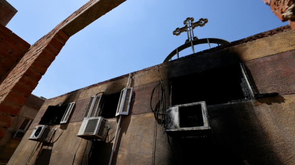 Hunderte trauern um 41 Todesopfer von  Kirchenbrand in Ägypten