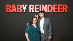 Mulher que teria inspirado 'Bebê Rena' processa Netflix e pede US$ 170 milhões