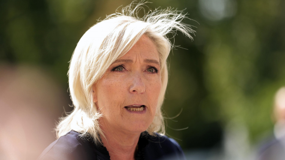 Marine Le Pen chiede nuove elezioni nel 2025