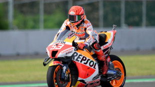 Márquez queda fuera del GP de Indonesia tras una fuerte caída en el calentamiento
