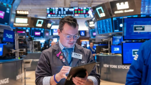 Wall Street oscille autour de l'équilibre après un record pour le Nasdaq