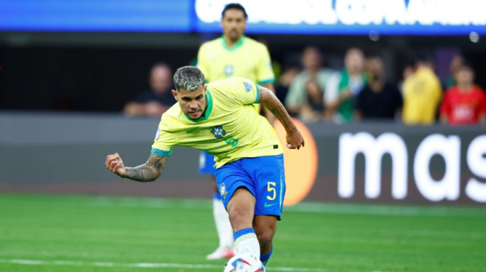 Brasil vai ficar "de olho" em James Rodríguez, garante Bruno Guimarães