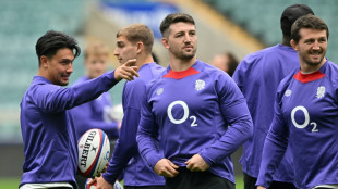 England name Curry twins to face Ireland in Six Nations