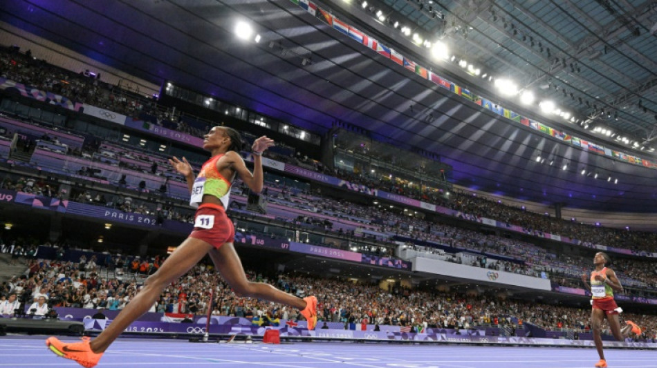 Berliner Tageszeitung - Kenya's 'smiling Assassin' Chebet Wins Olympic ...