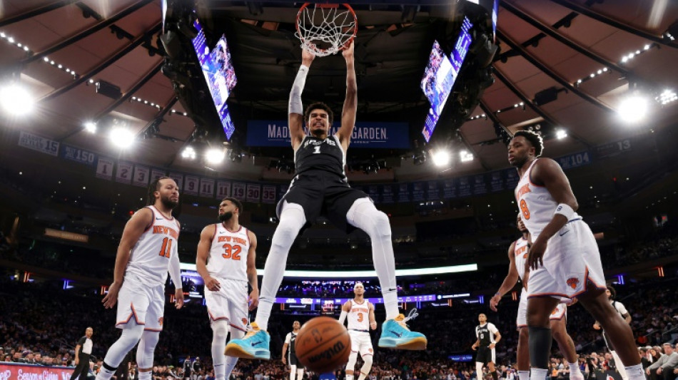 Bridges outduels Wembanyama as Knicks beat Spurs