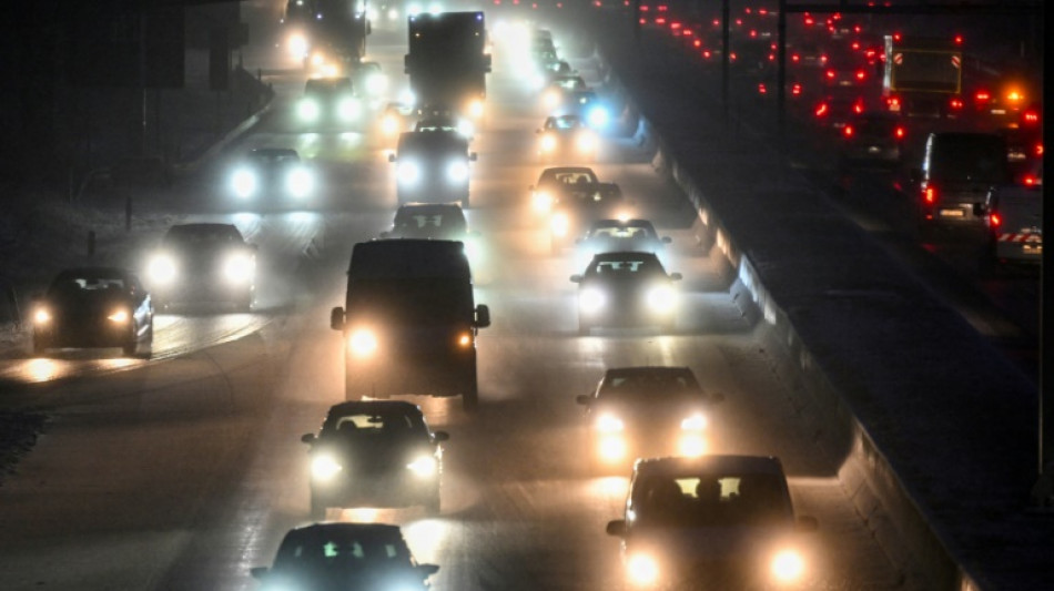 Regierung gibt Startschuss für Lkw-Schnellladeinfrastruktur an Autobahnen