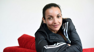 Boxe/attaques racistes: "abîmée", Sarah Ourahmoune veut "rebondir" après avoir renoncé à l'élection