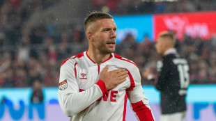 Rio-Flair und viele Tränen: Emotionaler Poldi-Abschied in Köln